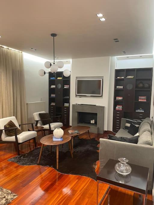 The One Appartement Thessaloniki Buitenkant foto