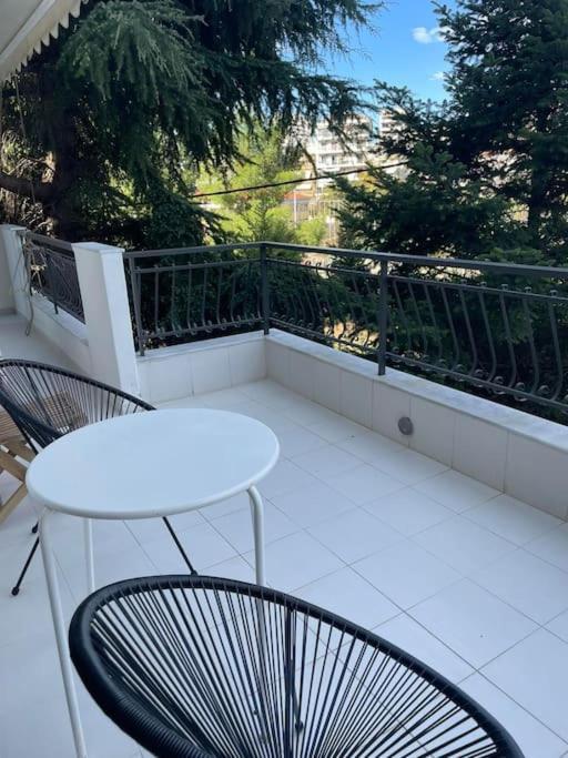 The One Appartement Thessaloniki Buitenkant foto